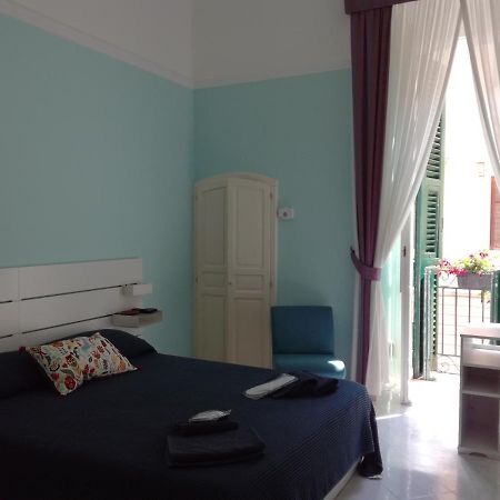 Cairoli 79 Apartment Bari Exterior photo