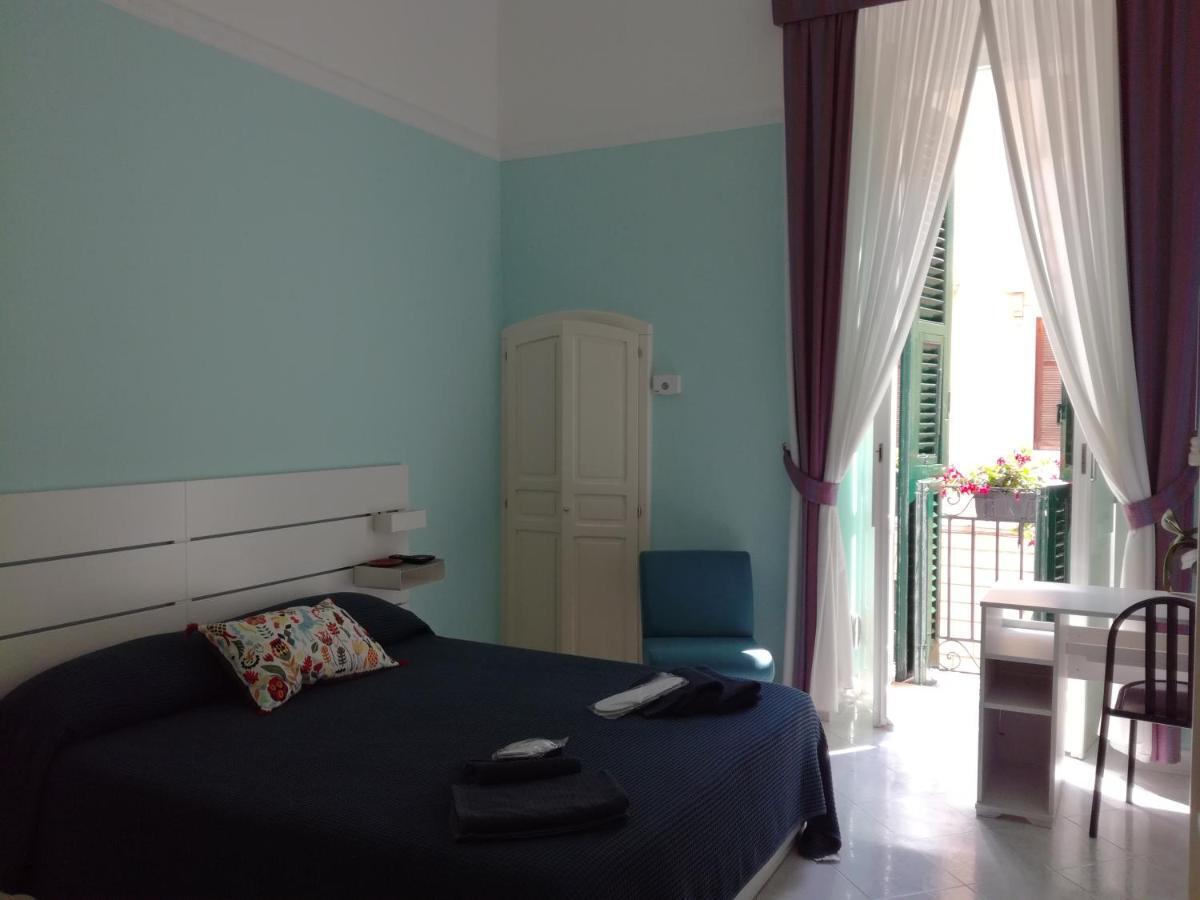 Cairoli 79 Apartment Bari Exterior photo